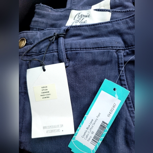 Cosmic blue love Callie Cuffed Skinny Jeans size 10 navy NWT - Picture 2 of 3